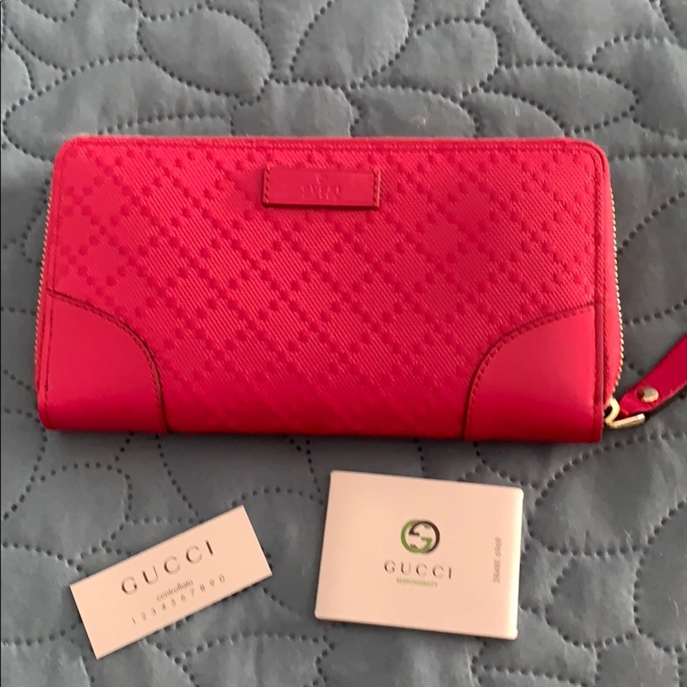 Gucci wallet